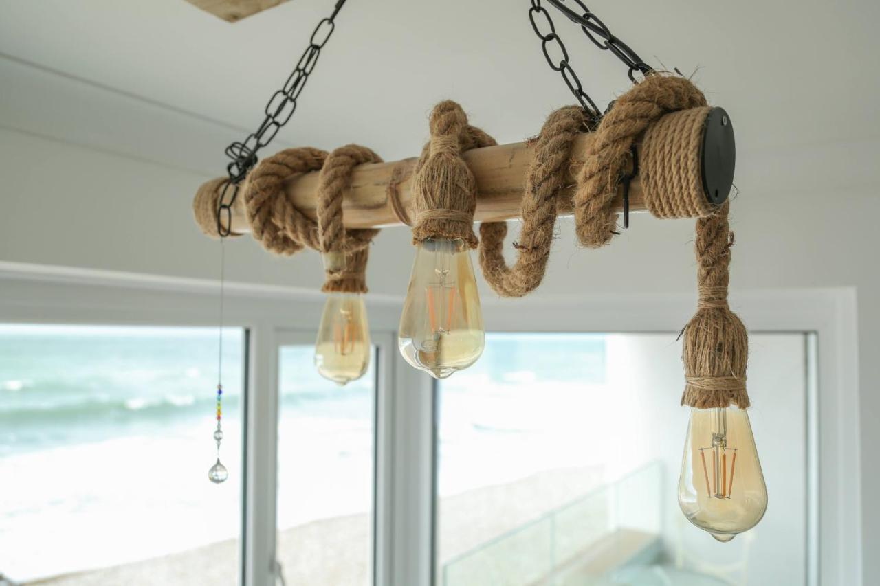 Tides - Beach Front Apartment In Bracklesham Bay Chichester Bagian luar foto